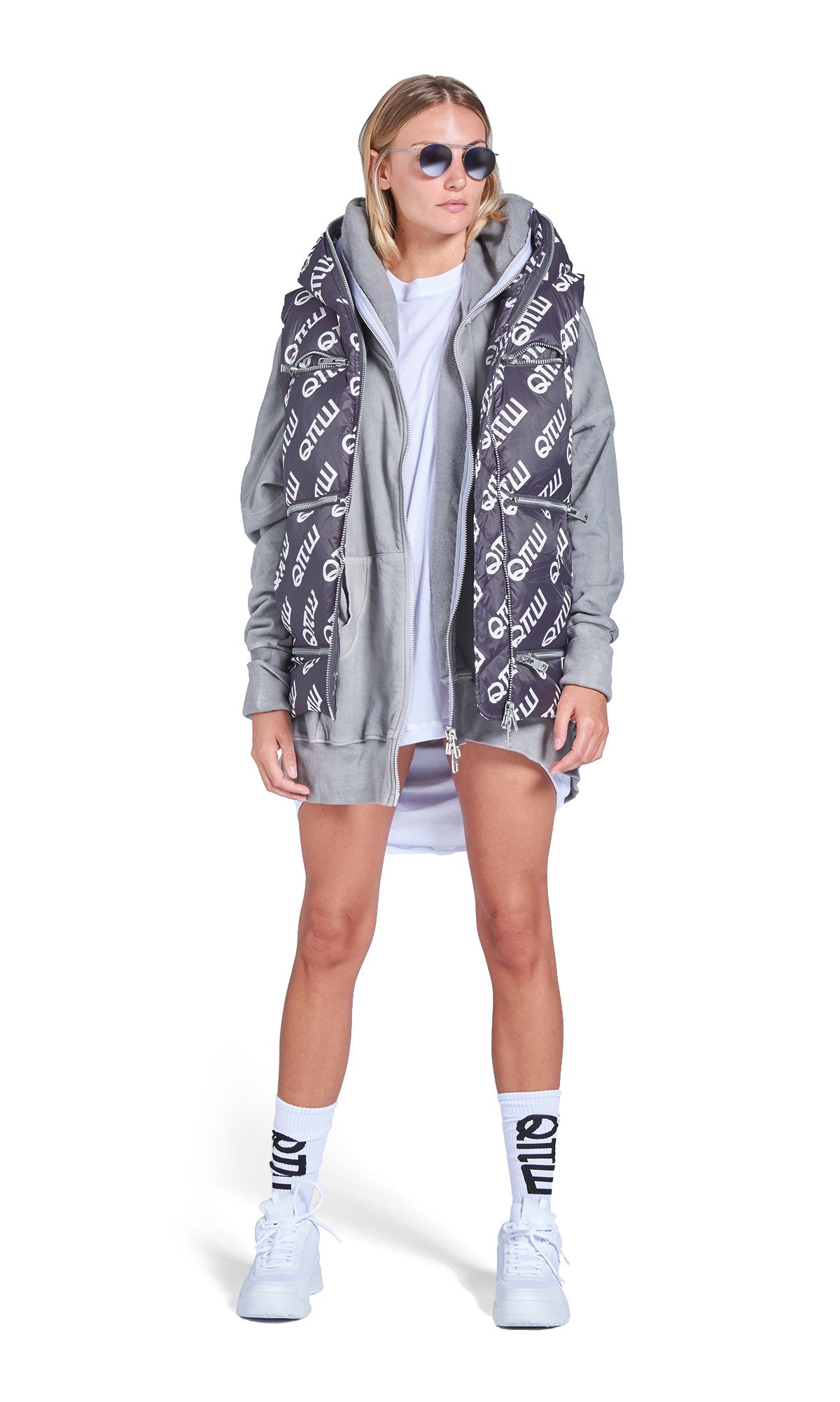 KAMIZELKA LOGO ALL OVER QПШ ROBERT KUPISZ x TIFFI